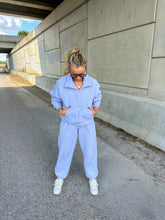 Load image into Gallery viewer, The Essential Jogger - Grey
