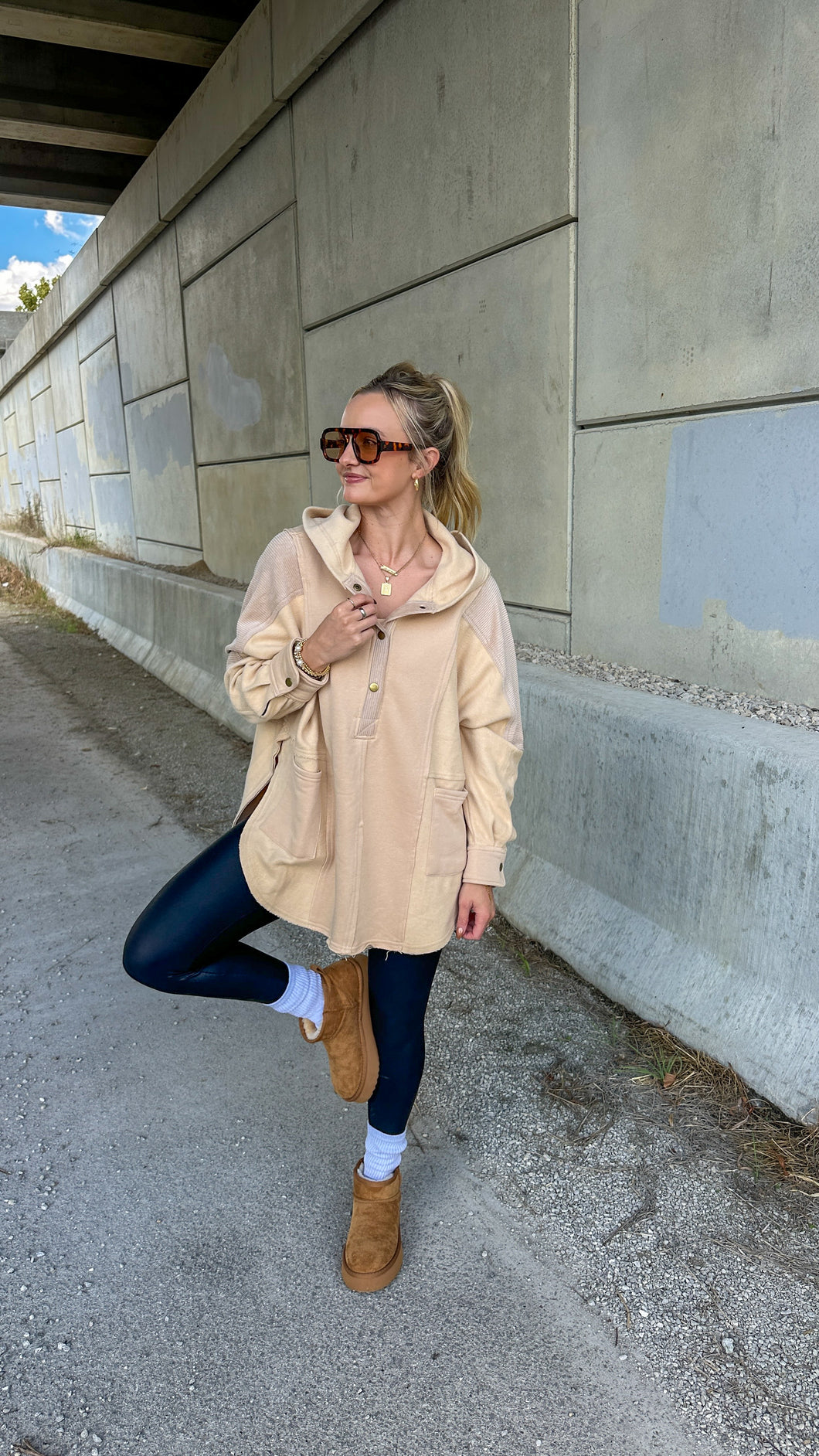 The Off Duty Pullover - Oat